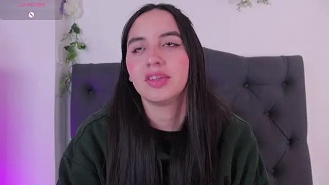 kaylee lee online show from April 9, 4:59 am