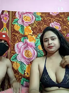 Seducing couple online show from March 3, 5:02 am