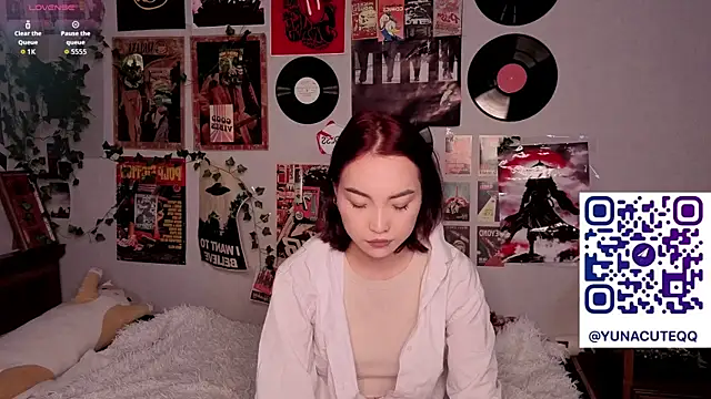 OdetteBiddy online show from February 21, 8:09 pm