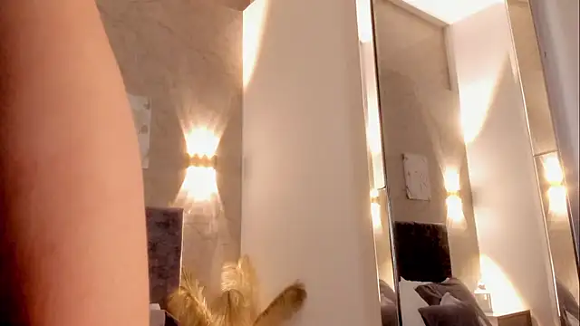 Lunaa bellaa online show from February 1, 7:12 pm