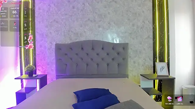 GiannaSlimJB online show from March 27, 7:36 pm