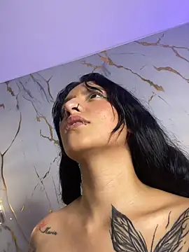 Scaarlettfox online show from April 16, 9:39 pm