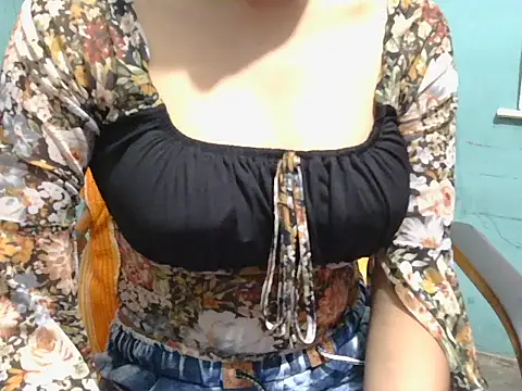 lovely soniya online show from November 2, 8:51 am