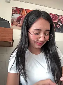 Snapshot of Michelle_Zoe chatting on September 20, 1:31 pm Michelle Zoe online show from September 20, 1:31 pm