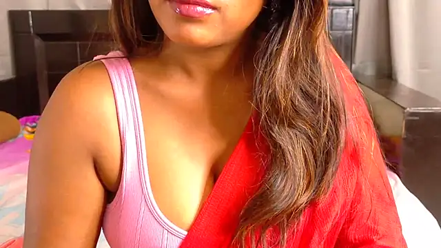 nylaahh-12 online show from May 31, 9:16 pm
