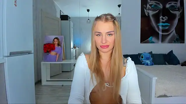 Snapshot of MashaFromRussia__ chatting on October 12, 12:40 pm MashaFromRussia   online show from October 12, 12:40 pm