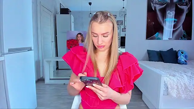 Snapshot of MashaFromRussia__ chatting on October 19, 8:49 am MashaFromRussia   online show from October 19, 8:49 am