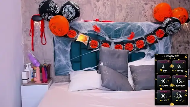 susanasmith18 online show from October 29, 10:34 pm