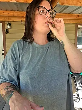 valeriejane online show from October 13, 8:22 pm