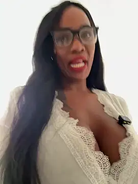 Bustykeyla online show from February 14, 5:59 pm