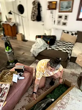 Alix Valentine online show from November 29, 6:45 pm