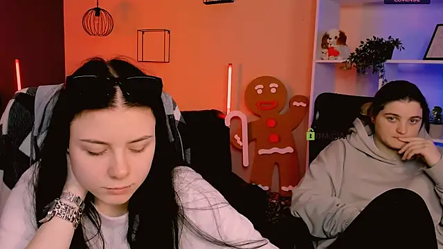 foxy tease  online show from December 18, 7:51 pm