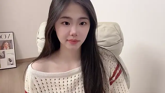 suki-1 online show from May 4, 10:52 am