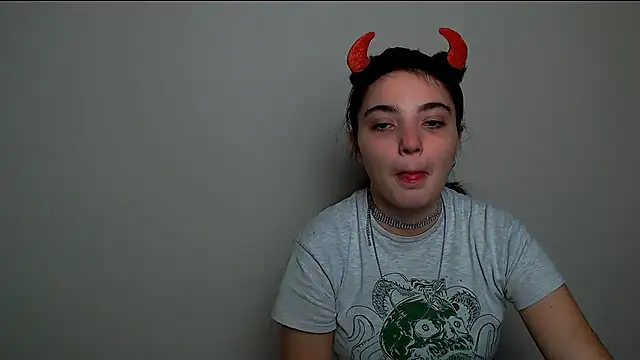 Sun Shine   online show from October 10, 9:09 pm