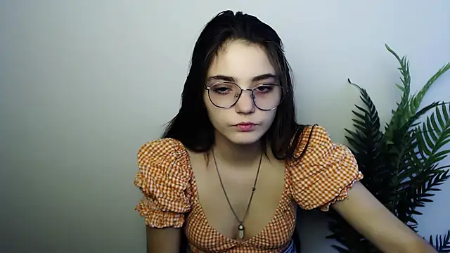 Sun Shine   online show from November 29, 9:57 am