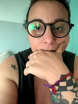 LupeLok online show from November 9, 6:48 pm