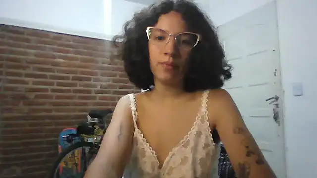 loliporomero online show from November 27, 1:08 am