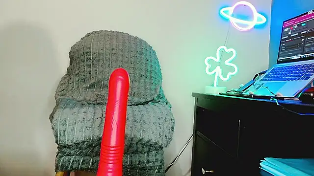 vanillefraises online show from October 1, 10:15 pm