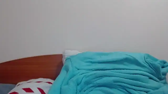 jollene online show from March 30, 2:05 pm