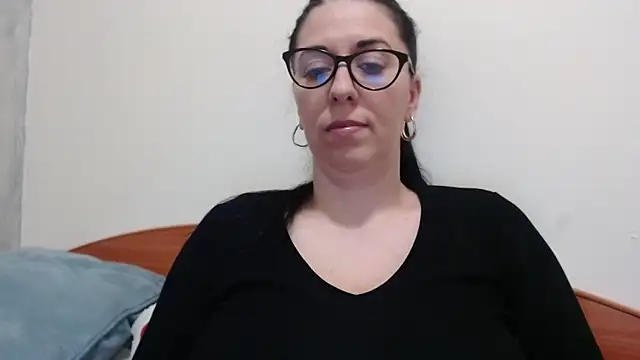 jollene online show from March 6, 2:34 pm