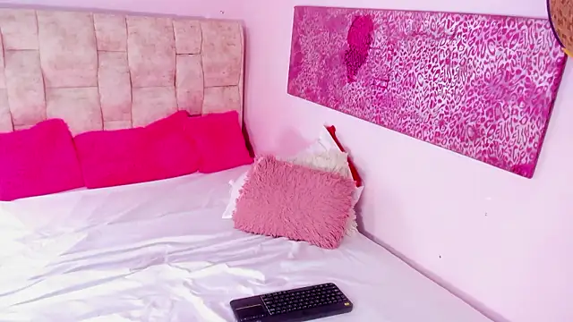 kethe love  online show from March 10, 6:56 pm