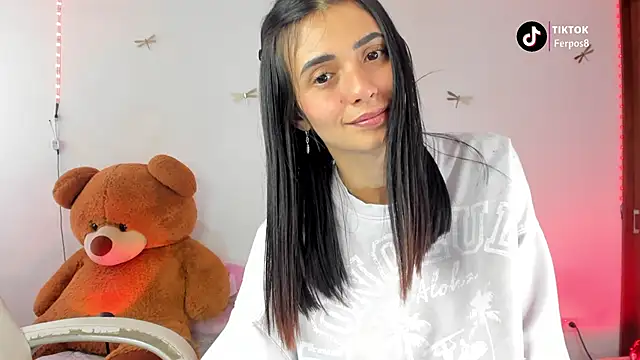 princessluna 19 online show from November 22, 8:11 pm