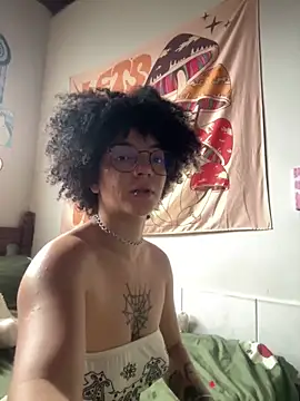 CamillyBlum online show from March 5, 7:42 pm