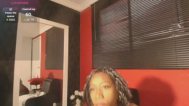 NathalyLeen online show from June 16, 8:54 pm