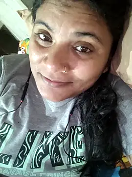 couple 71 online show from November 13, 7:07 am