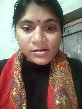 couple 71 online show from January 10, 2:11 pm