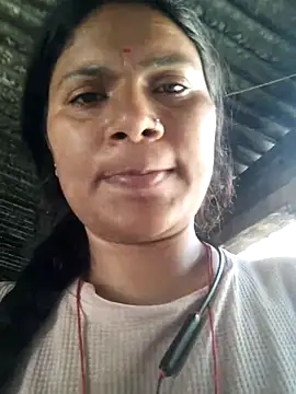 couple 71 online show from April 16, 4:02 am