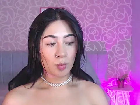 evelyn ch  online show from September 9, 1:44 pm