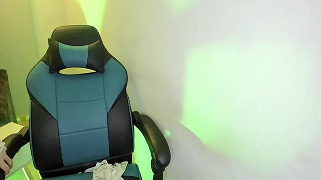 Scarbadgirl  online show from March 28, 8:36 am