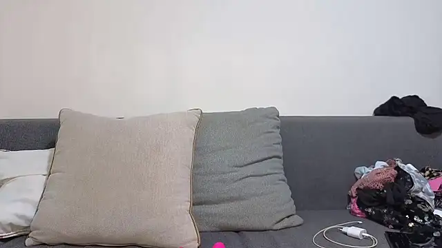 Snapshot of Lady-Rozalia chatting on October 10, 4:45 pm Lady-Rozalia online show from October 10, 4:45 pm