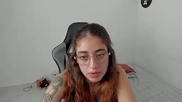 star shooting8 online show from February 9, 8:11 pm