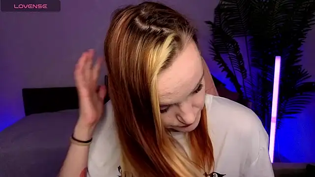 Ida FaneStain online show from April 19, 7:08 am