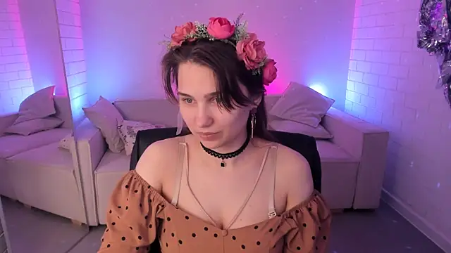 TessaMill online show from March 30, 6:02 am