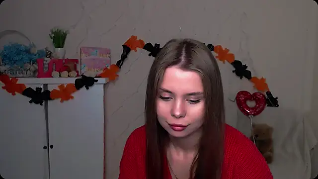 Snapshot of OceanicDawn chatting on October 21, 6:39 am OceanicDawn online show from October 21, 6:39 am