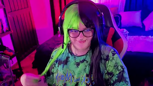 Mariana velezz online show from April 16, 6:25 am