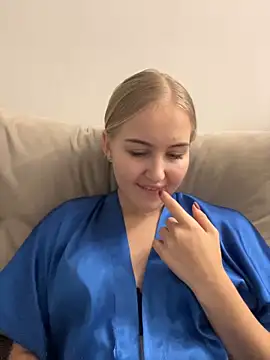 CandyVice online show from November 6, 7:20 pm