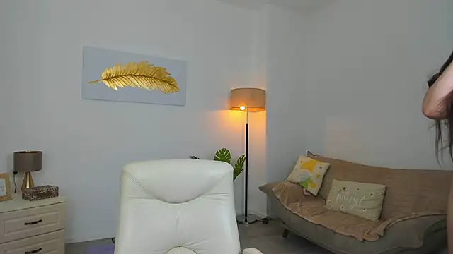 Kylie Kathy online show from April 13, 6:30 pm