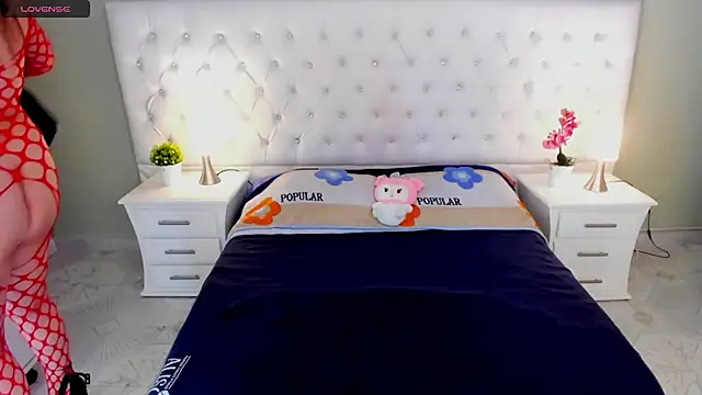 hanna sexx   online show from January 9, 12:42 pm