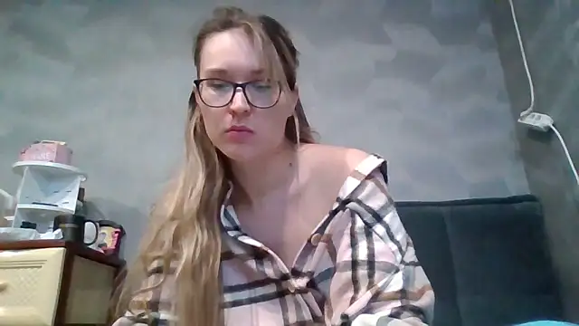 Snapshot of Jugira chatting on October 15, 9:39 pm Jugira online show from October 15, 9:39 pm