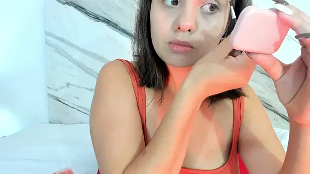 thamiina  online show from November 5, 7:08 pm