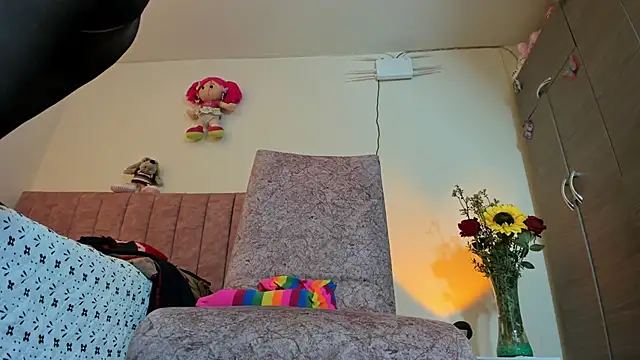 hot Dariana pantyhose online show from February 5, 1:58 pm