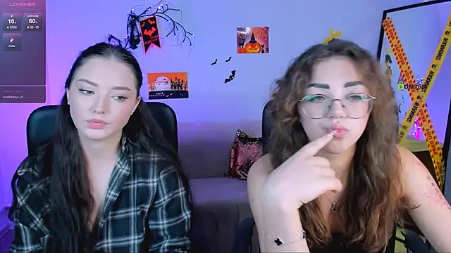 Snapshot of miki-niki chatting on October 27, 1:17 pm miki-niki online show from October 27, 1:17 pm