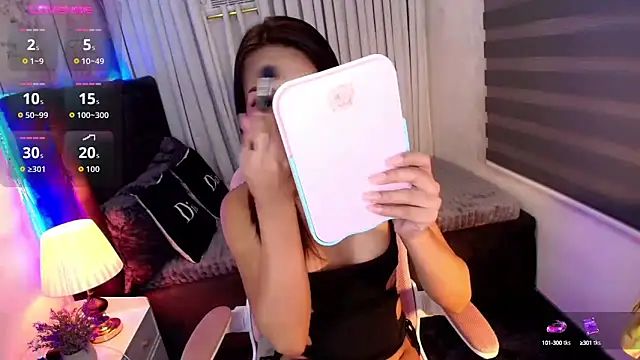 asian lucii online show from October 15, 7:00 am