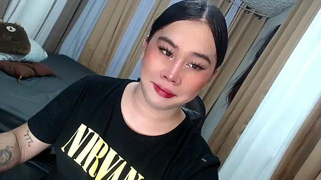 stacykush online show from October 5, 8:30 am