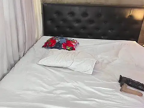 hotbabymaria online show from November 14, 1:27 am