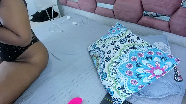 MiiaSmith   online show from December 15, 9:42 pm